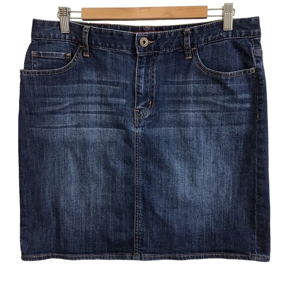 TOMMY Hilfiger jeans denim skirt high rise waisted dark blue pockets preppy 32